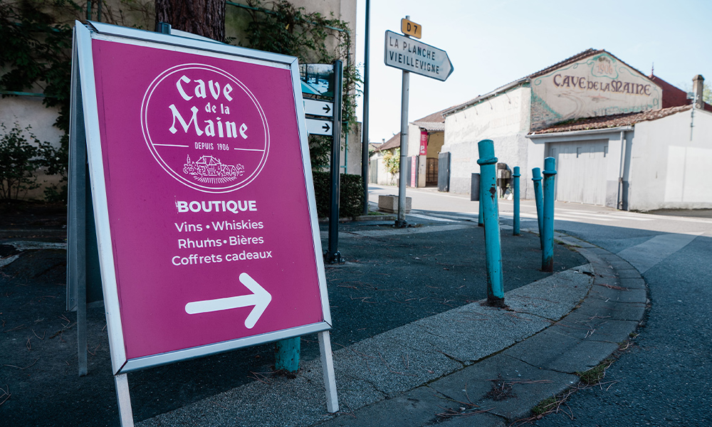 CONTACT Cécile Métaireau 14 Rue de Vieillevigne 44140 Aigrefeuille-sur-Maine 02 40 06 61 04
